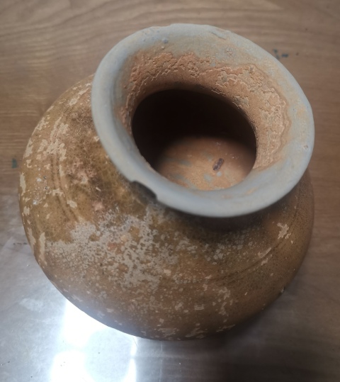 古玩陶瓷洪州窯青瓷撇口瓶拍賣，當前價格2300元