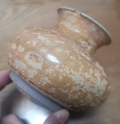 古玩陶瓷洪州窯青瓷撇口瓶拍賣，當前價格2300元