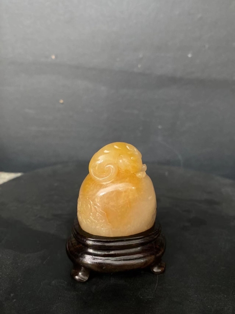 古玩雜項(xiàng)壽山田黃石(銀包金)拍賣,當(dāng)前價(jià)格3300元