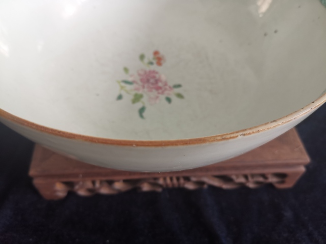古玩陶瓷粉彩花卉紋碗拍賣,當前價格5600元