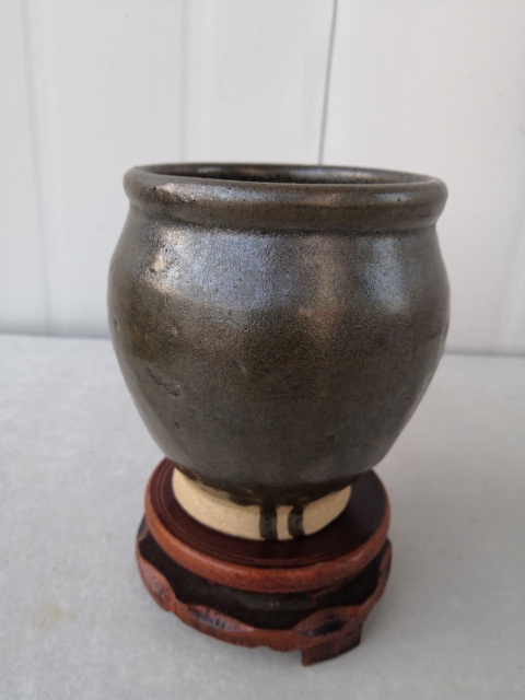 古玩陶瓷褐釉罐拍賣，當(dāng)前價(jià)格300元