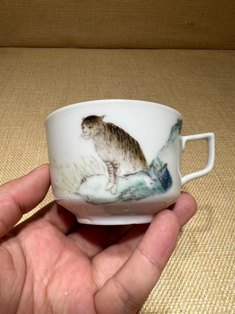 古玩陶瓷民國精品淺絳彩猛虎詩文執杯拍賣，當前價格1999元