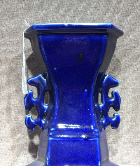 古玩陶瓷藍釉螭龍耳六方瓶拍賣，當前價格8888元