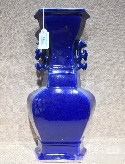 古玩陶瓷藍釉螭龍耳六方瓶拍賣，當前價格8888元