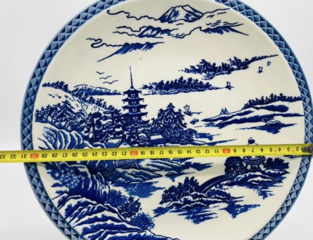 古玩陶瓷山水紋青花盤拍賣,當前價格298元
