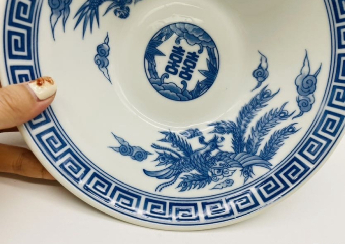 古玩陶瓷鳳紋青花碗拍賣，當(dāng)前價(jià)格220元