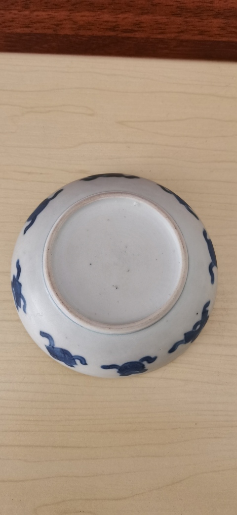古玩陶瓷花卉紋青花蓋盒拍賣,當前價格2500元