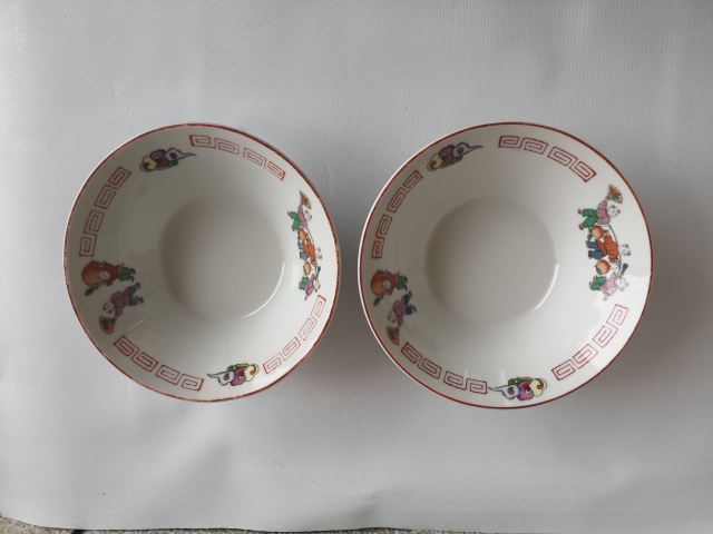 古玩陶瓷嬰戲紋碗拍賣，當(dāng)前價(jià)格320元