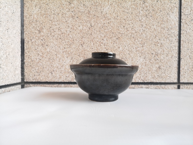 古玩陶瓷黑釉蓋碗拍賣,當前價格260元