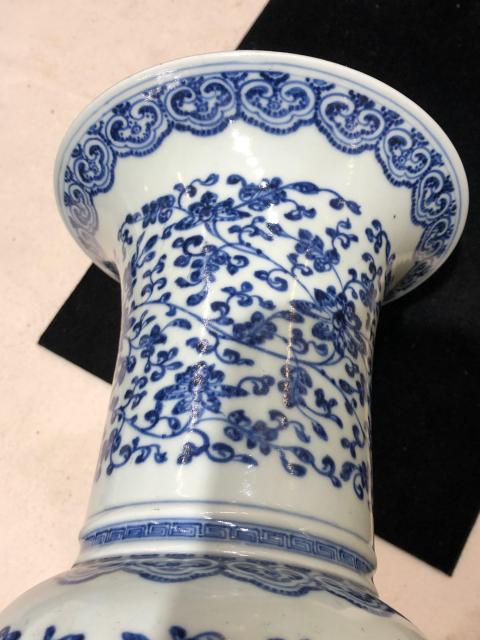 古玩陶瓷花卉紋青花鳳尾尊拍賣,當前價格46000元