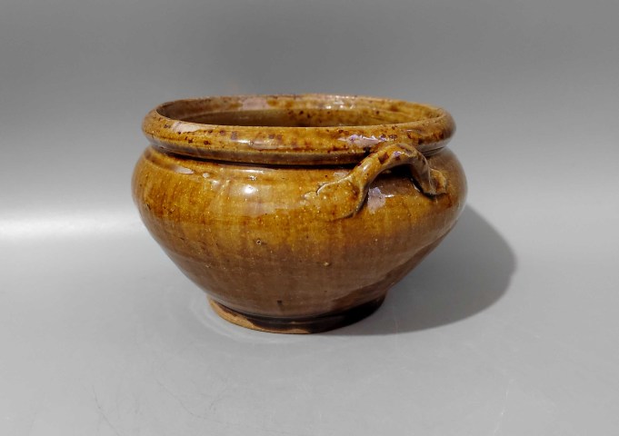 古玩陶瓷磁州窯雙系黃釉爐拍賣(mài),當(dāng)前價(jià)格400元