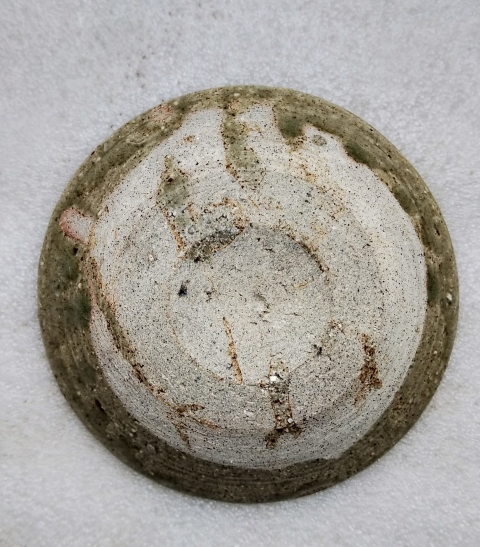 古玩陶瓷五代時期 越窯 臥足青釉盤拍賣，當前價格1元