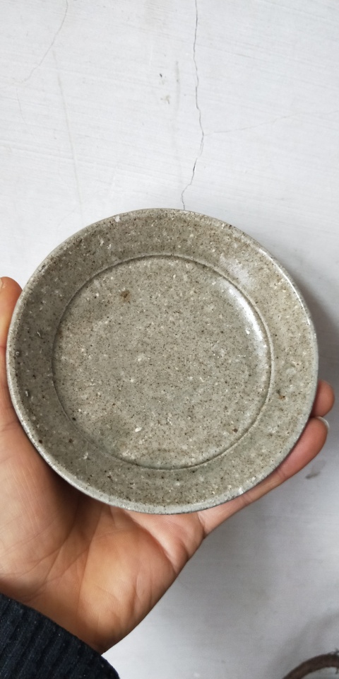 古玩陶瓷五代時期 越窯 臥足青釉盤拍賣，當前價格1元
