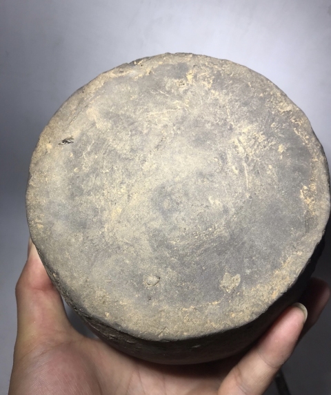 古玩陶瓷漢代?黑陶壺拍賣，當前價格2000元