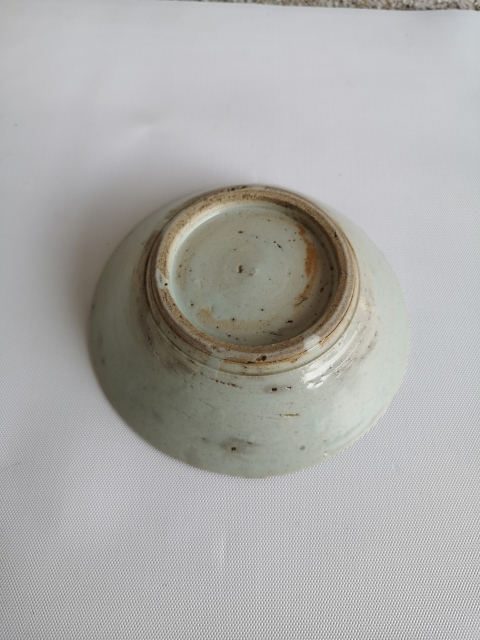 古玩陶瓷龍泉系青瓷碗拍賣，當(dāng)前價格398元