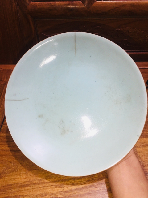 古玩陶瓷少見啟順底款24公分豆青釉大盤拍賣,當前價格0元