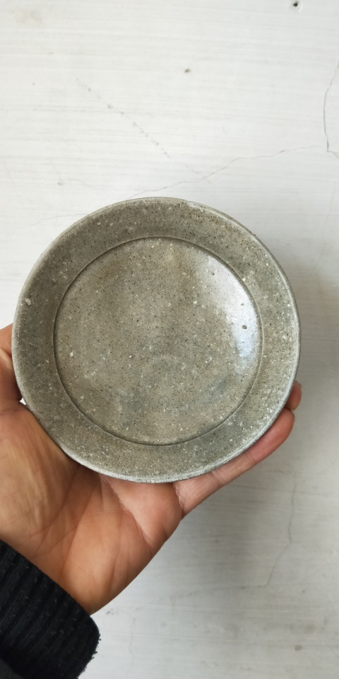古玩陶瓷北宋越窯臥足青釉盤拍賣,當前價格500元