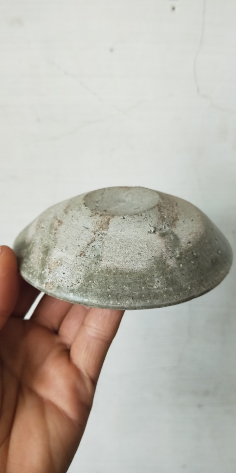 古玩陶瓷北宋越窯臥足青釉盤拍賣,當前價格500元