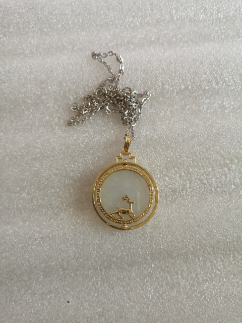 古玩玉器翡翠鹿牌拍賣，當(dāng)前價(jià)格580元