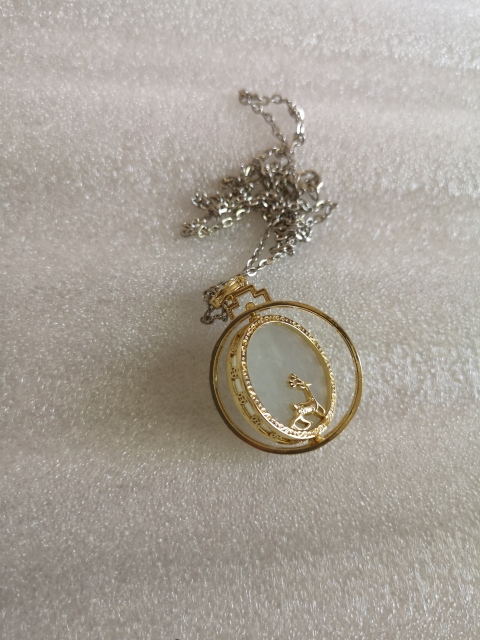 古玩玉器翡翠鹿牌拍賣，當(dāng)前價(jià)格580元