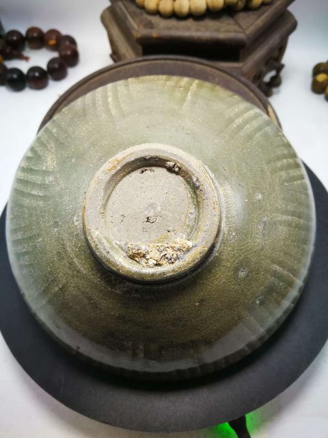 古玩陶瓷【北宋精品】同安窯珠光青瓷刻花碗拍賣，當(dāng)前價(jià)格2500元