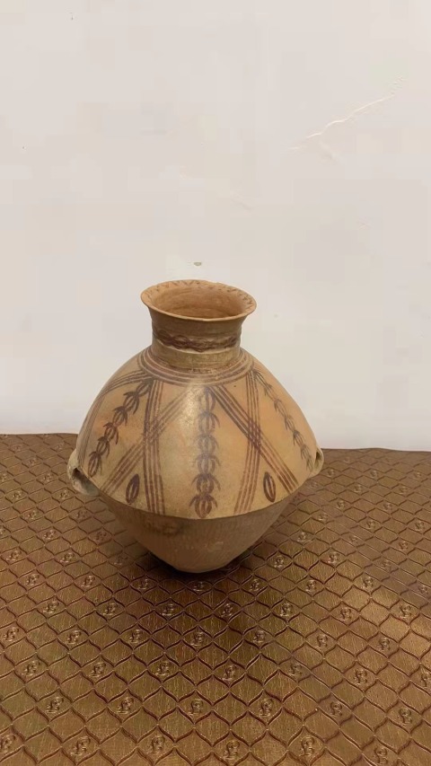 古玩陶瓷馬家窯連貝紋彩陶壺拍賣,當前價格4500元