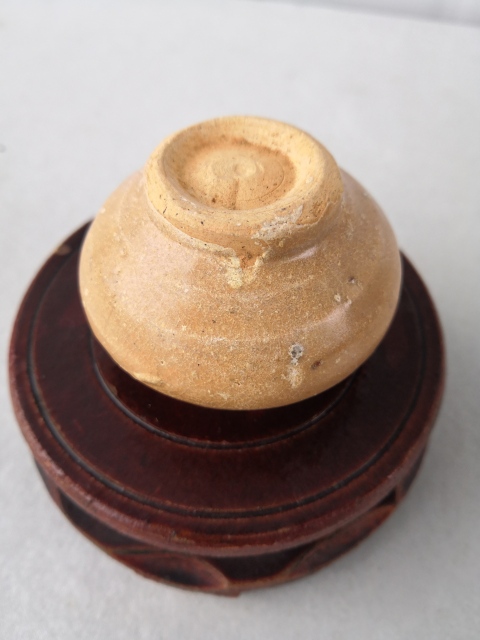 古玩陶瓷黃龍泉水盂拍賣,當(dāng)前價(jià)格2000元