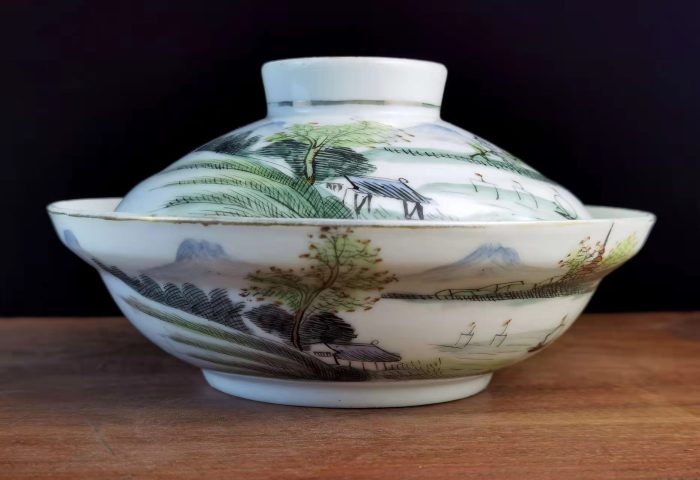 古玩陶瓷青綠山水彩山水紋蓋碗拍賣,當前價格2888元