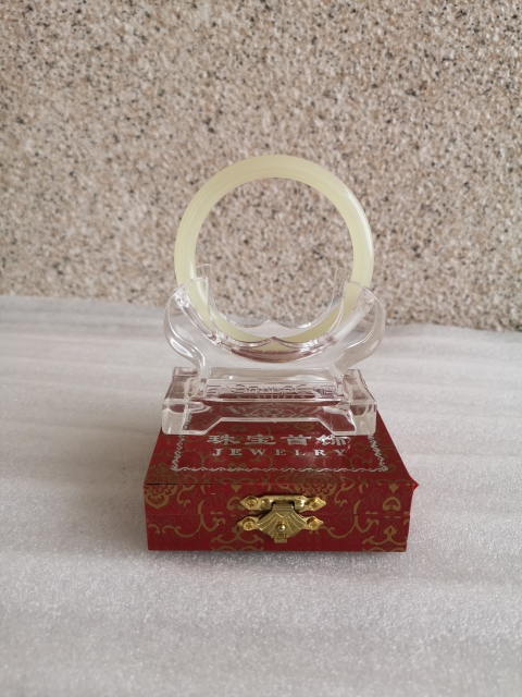 古玩玉器和田玉鐲子拍賣,當前價格850元