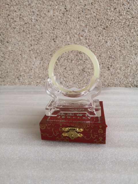 古玩玉器和田玉鐲子拍賣,當前價格850元