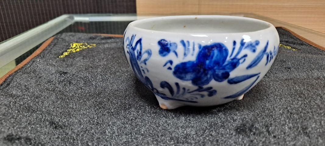 古玩陶瓷清代青花爐拍賣，當前價格2000元