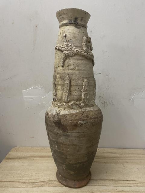古玩陶瓷宋代白釉堆塑瓶拍賣，當前價格0元