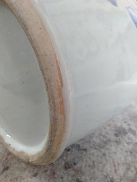 古玩陶瓷清中晚期青花堆白獅耳瓶,人物大瓶子,景德鎮(zhèn)窯口拍賣,當(dāng)前價(jià)格6888元
