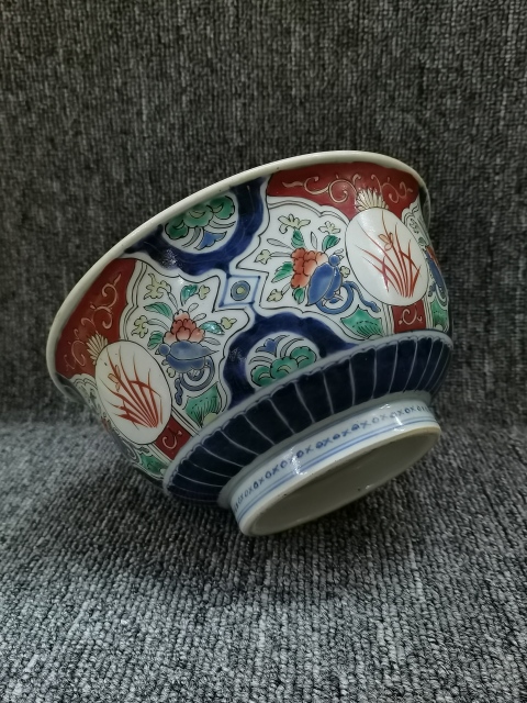 古玩陶瓷【精美大碗】晚清民國五彩花卉圖案大碗拍賣,當前價格960元