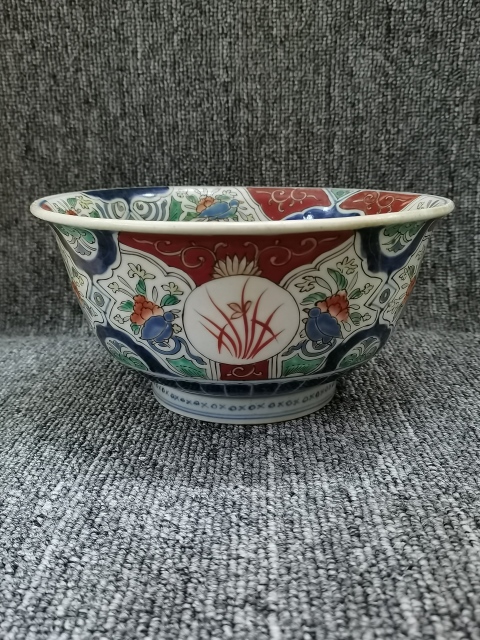 古玩陶瓷【精美大碗】晚清民國五彩花卉圖案大碗拍賣,當前價格960元