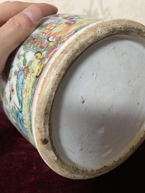 古玩陶瓷清晚期.金地廣彩雙螭龍耳瓶拍賣，當前價格3999元