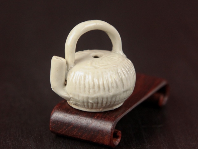 古玩陶瓷明:德化窯硯滴拍賣,當前價格280元