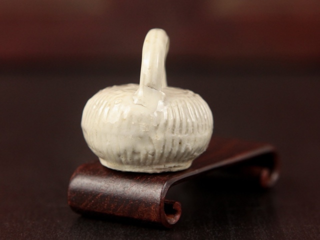 古玩陶瓷明:德化窯硯滴拍賣,當前價格280元