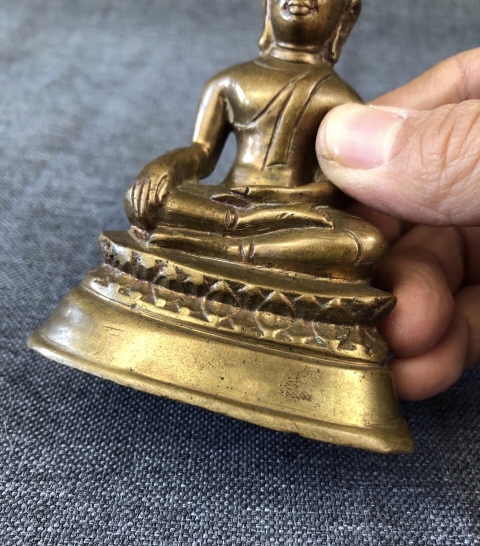 古玩陶瓷晚清造像拍賣,當(dāng)前價(jià)格1000元