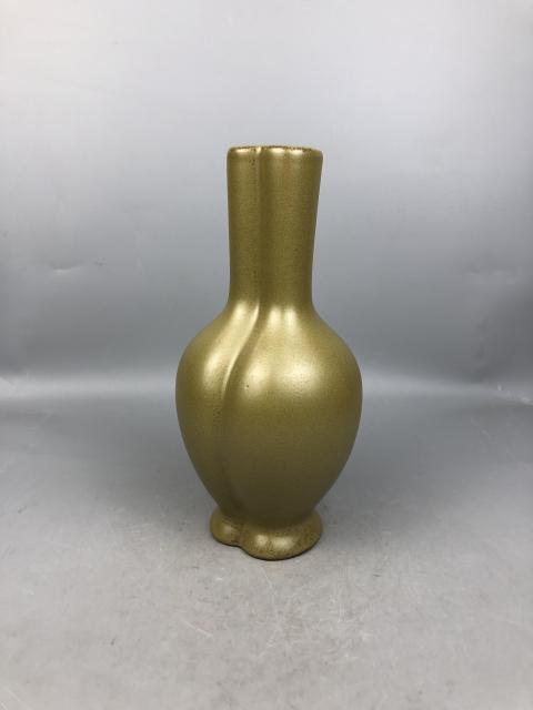 古玩陶瓷茶葉末釉瓶拍賣，當前價格0元