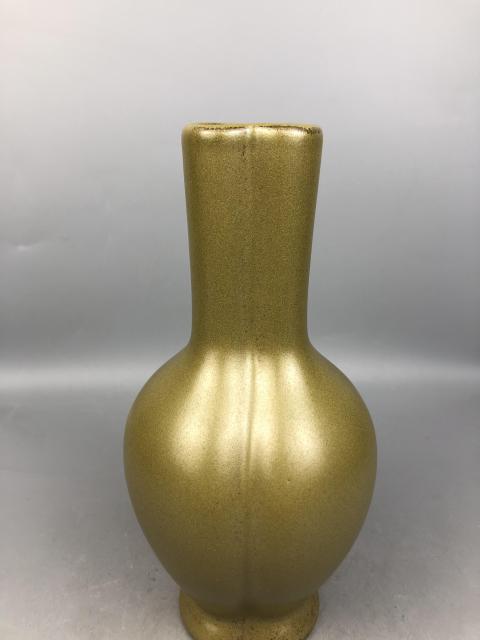 古玩陶瓷茶葉末釉瓶拍賣，當前價格0元