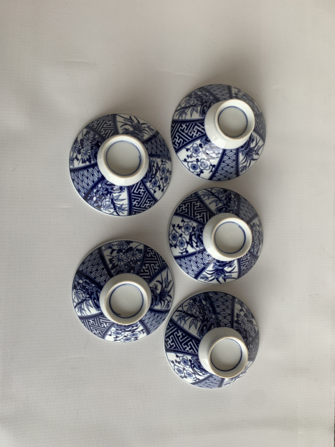 古玩陶瓷花卉紋青花小碗拍賣，當前價格260元