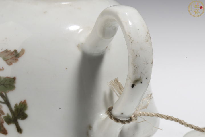 古玩陶瓷民國?貼花花卉紋執壺拍賣，當前價格550元