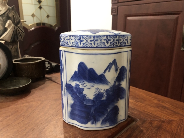 古玩陶瓷青花茶葉罐拍賣,當前價格199元