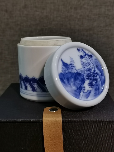 古玩陶瓷【別致茶葉罐】民國仿晚清青花個人茶葉罐拍賣,當前價格236元