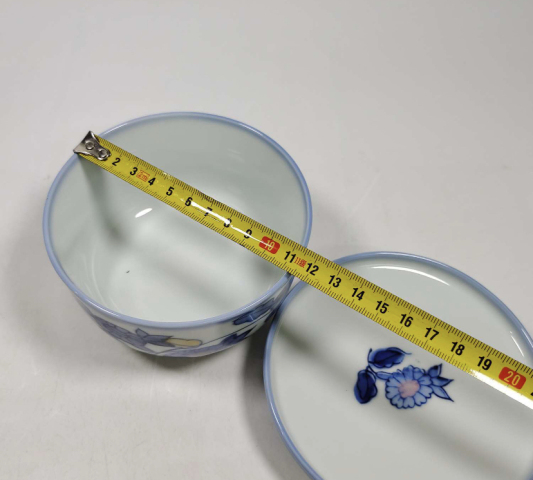 古玩陶瓷花卉紋蓋杯拍賣,當(dāng)前價(jià)格260元
