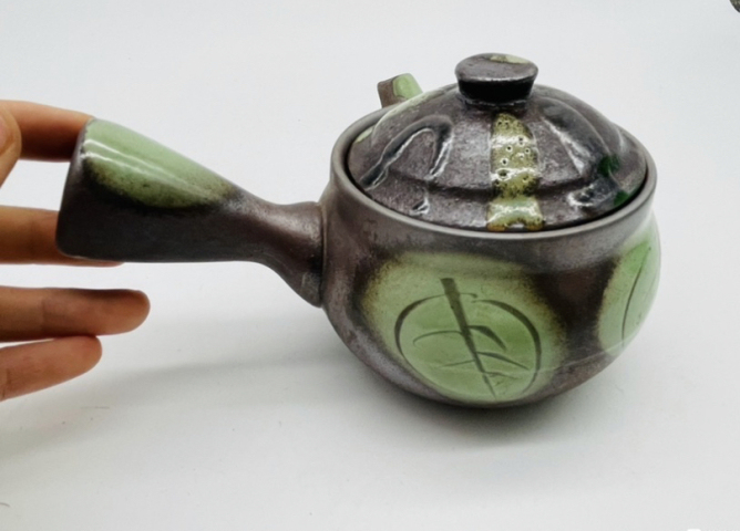 古玩陶瓷綠釉側把壺拍賣，當前價格260元