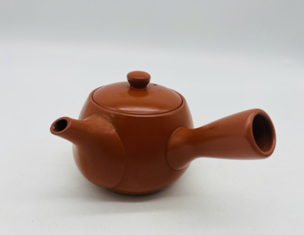 古玩陶瓷紅釉側把壺拍賣，當前價格398元