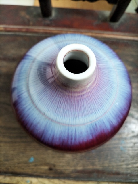 古玩陶瓷顏色窯變紅釉瓶拍賣，當(dāng)前價格1500元