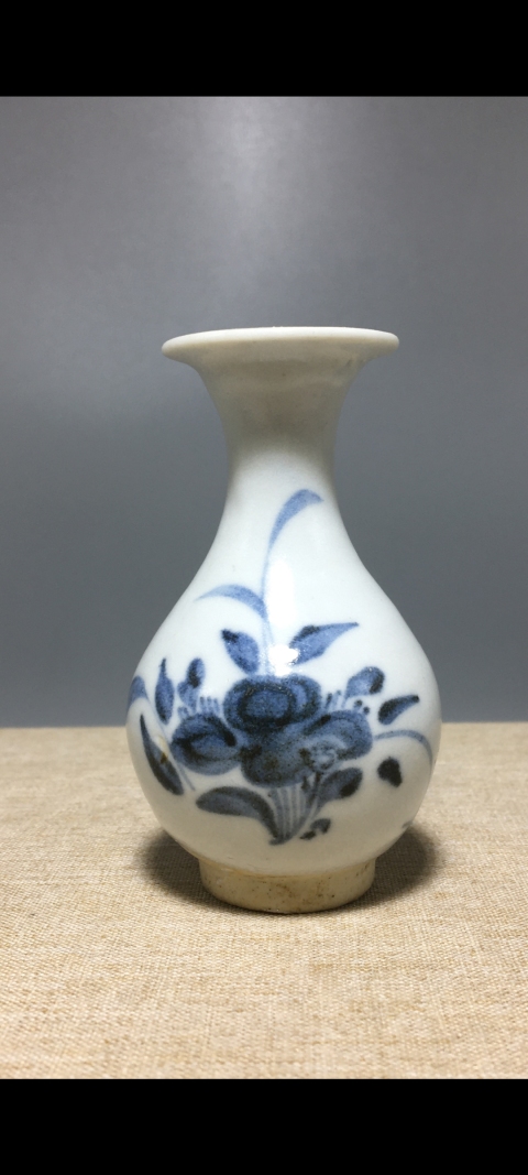 古玩陶瓷【明代】玉壺春瓶拍賣,當(dāng)前價格1440元